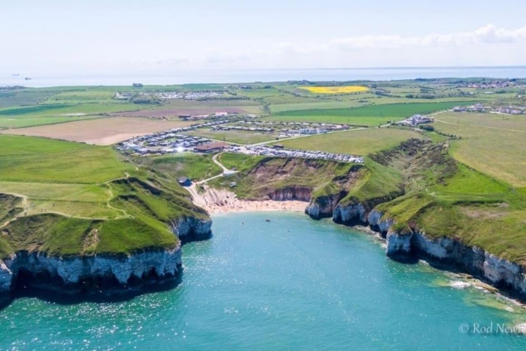Trinket - The Cliff Top Cottage Sewerby Exterior photo
